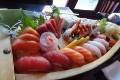 07-Sushi-Boat